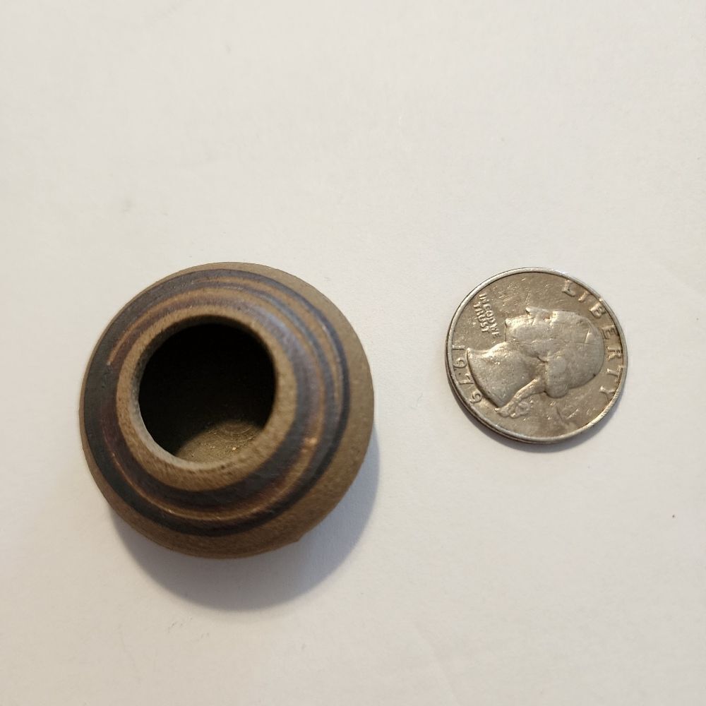 Set of Three Miniature Vintage Clay Pots - Picture 9 of 13